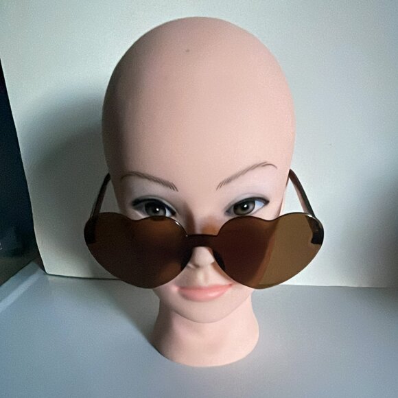 *♪ Heart shaped sunglasses Brown - 2 pair Bundle - Brand New! *♪ - Picture 2 of 15